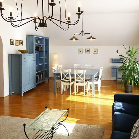 Apartment Galerija Radovljica Bagian luar foto