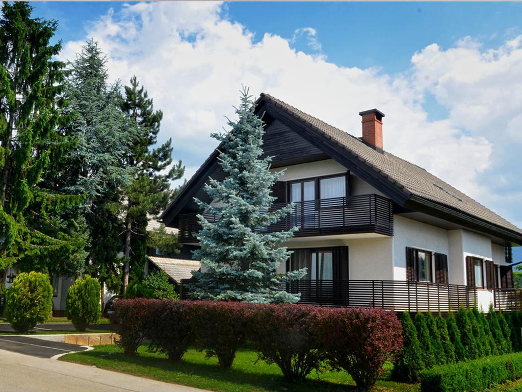 Apartment Galerija Radovljica Ruang foto