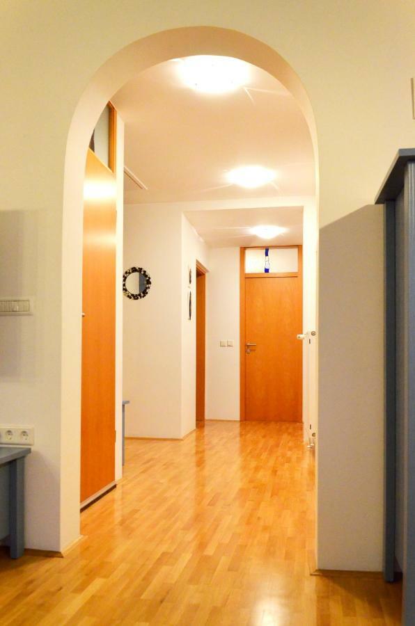 Apartment Galerija Radovljica Bagian luar foto