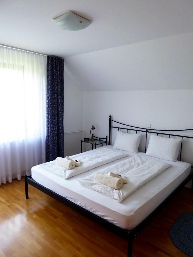 Apartment Galerija Radovljica Bagian luar foto