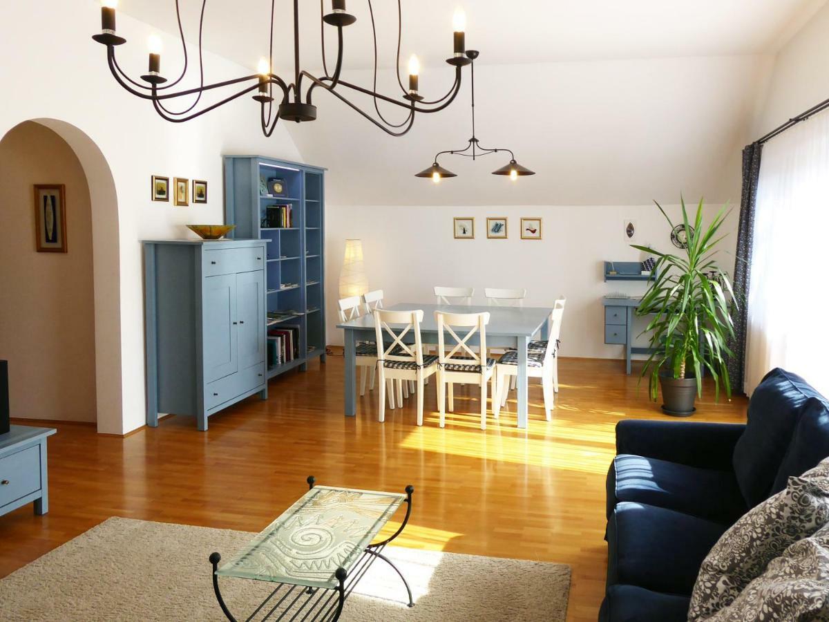 Apartment Galerija Radovljica Bagian luar foto